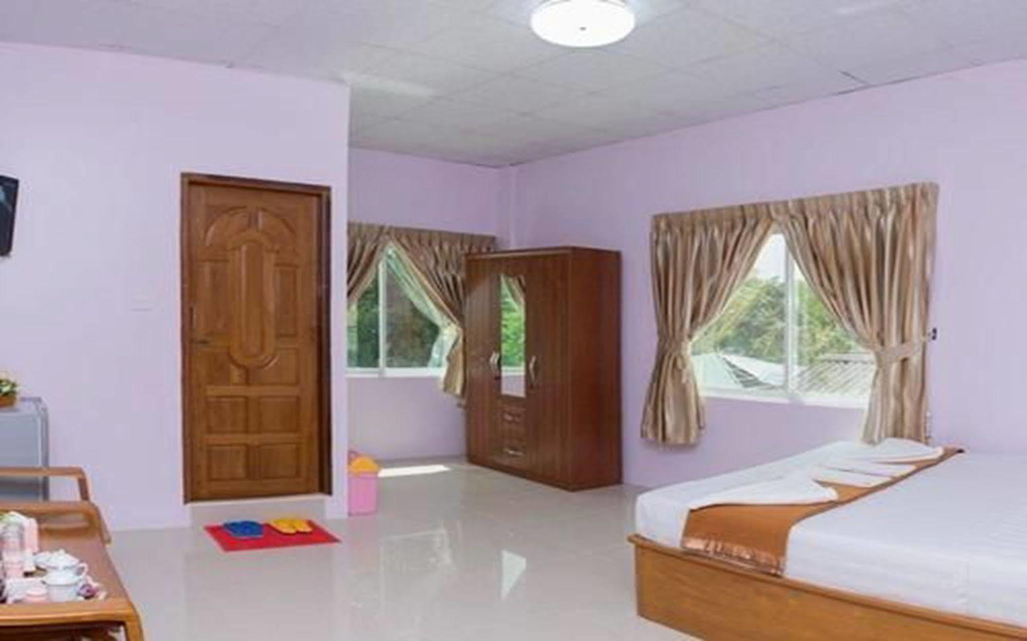 Aung Tha Pyay Hotel 3 Янгон Экстерьер фото