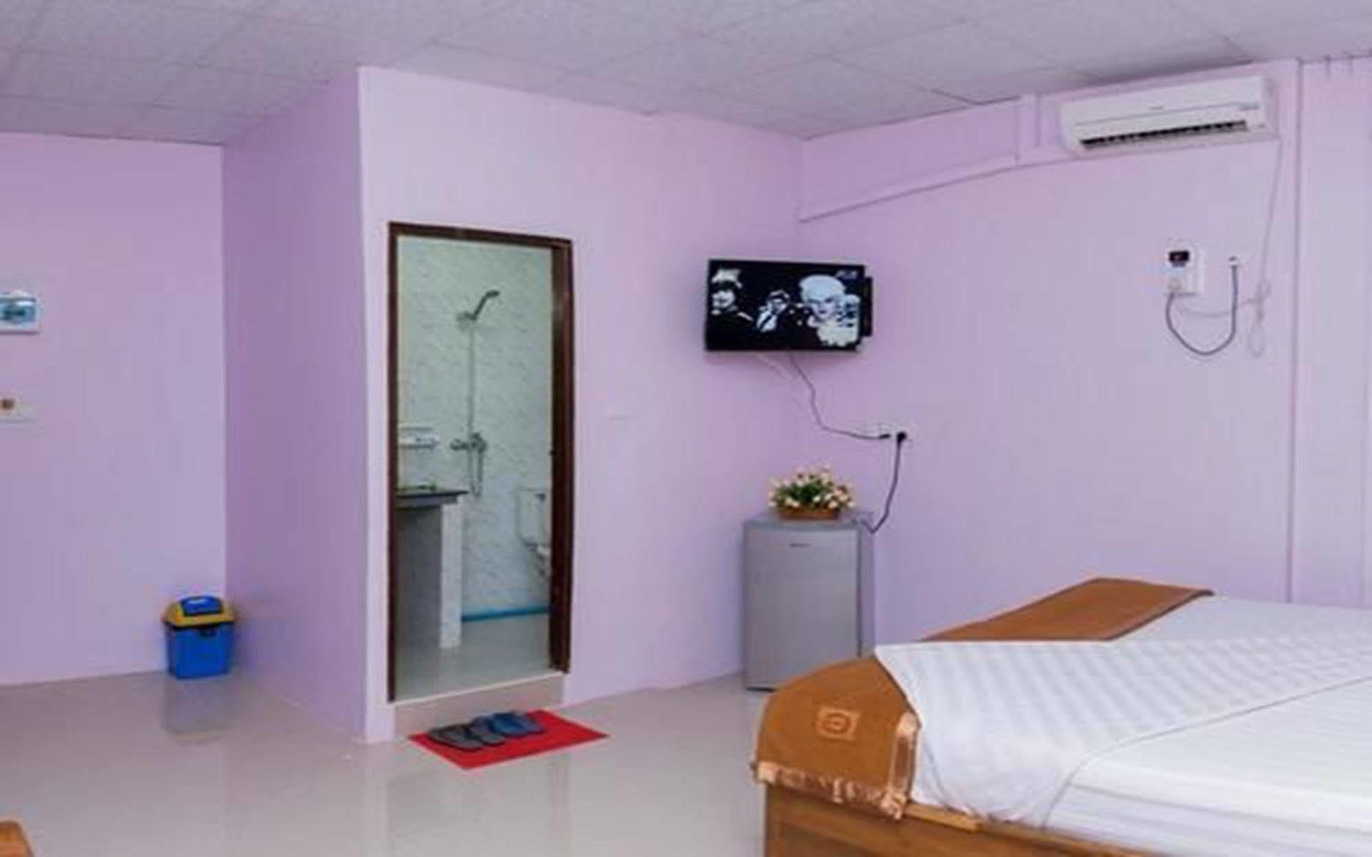 Aung Tha Pyay Hotel 3 Янгон Экстерьер фото