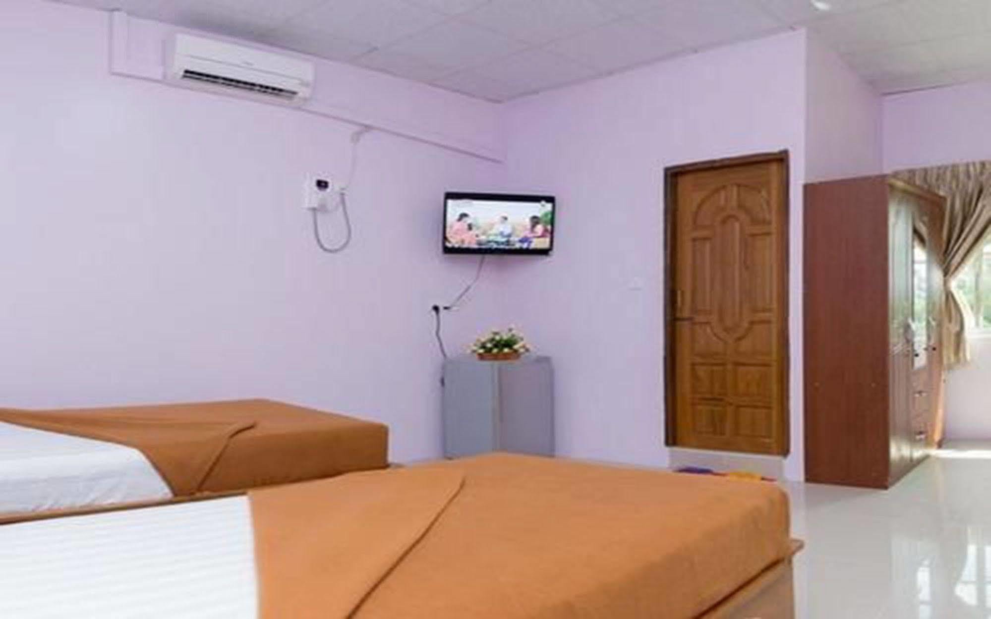 Aung Tha Pyay Hotel 3 Янгон Экстерьер фото